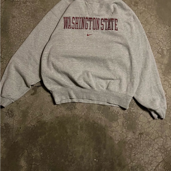 Vintage crew necks! Nike, Russel, Hanes - Picture 5 of 5